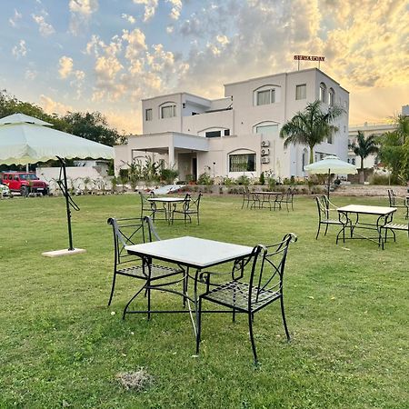 Surya Uday Villa Udaipur Buitenkant foto