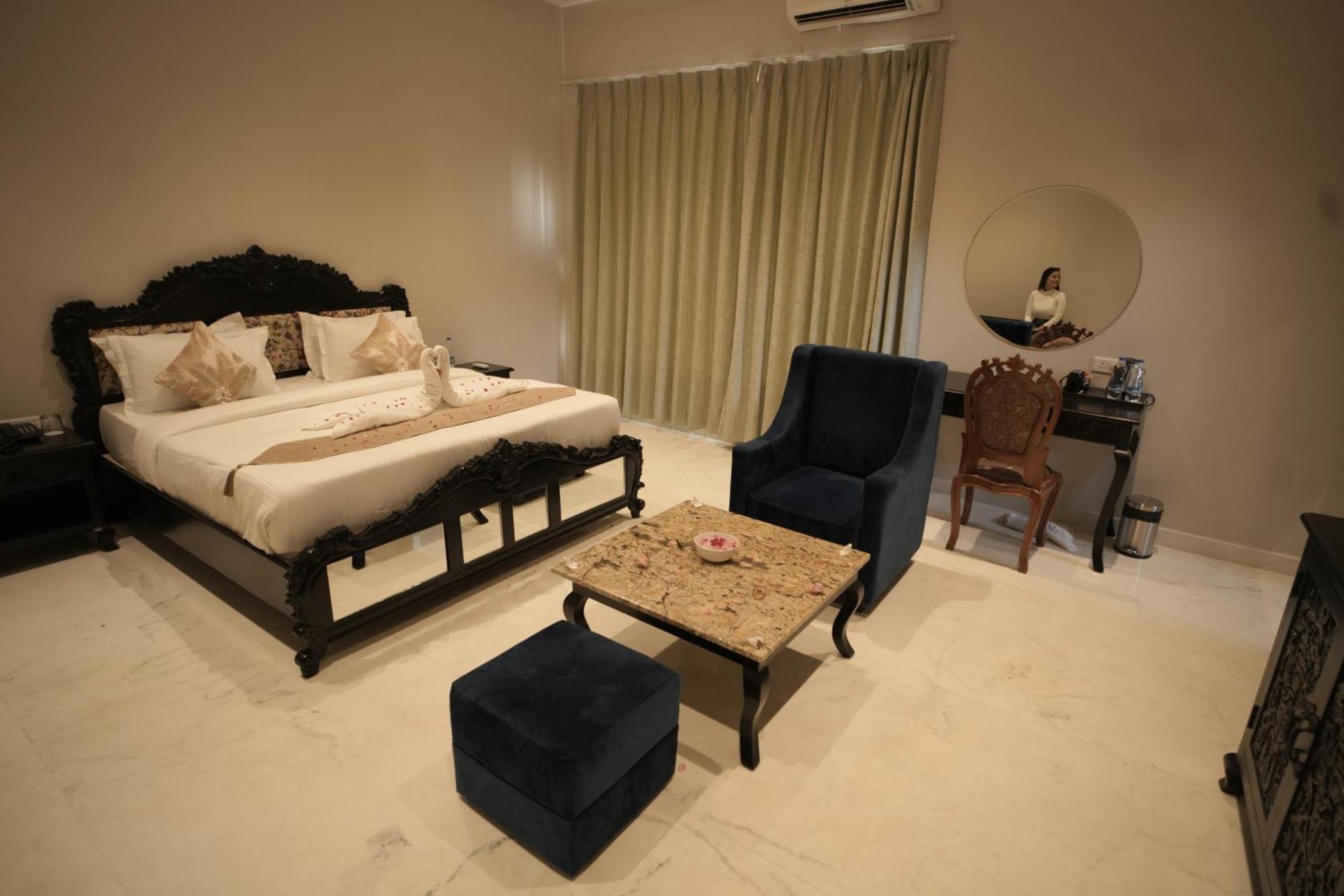 Surya Uday Villa Udaipur Buitenkant foto