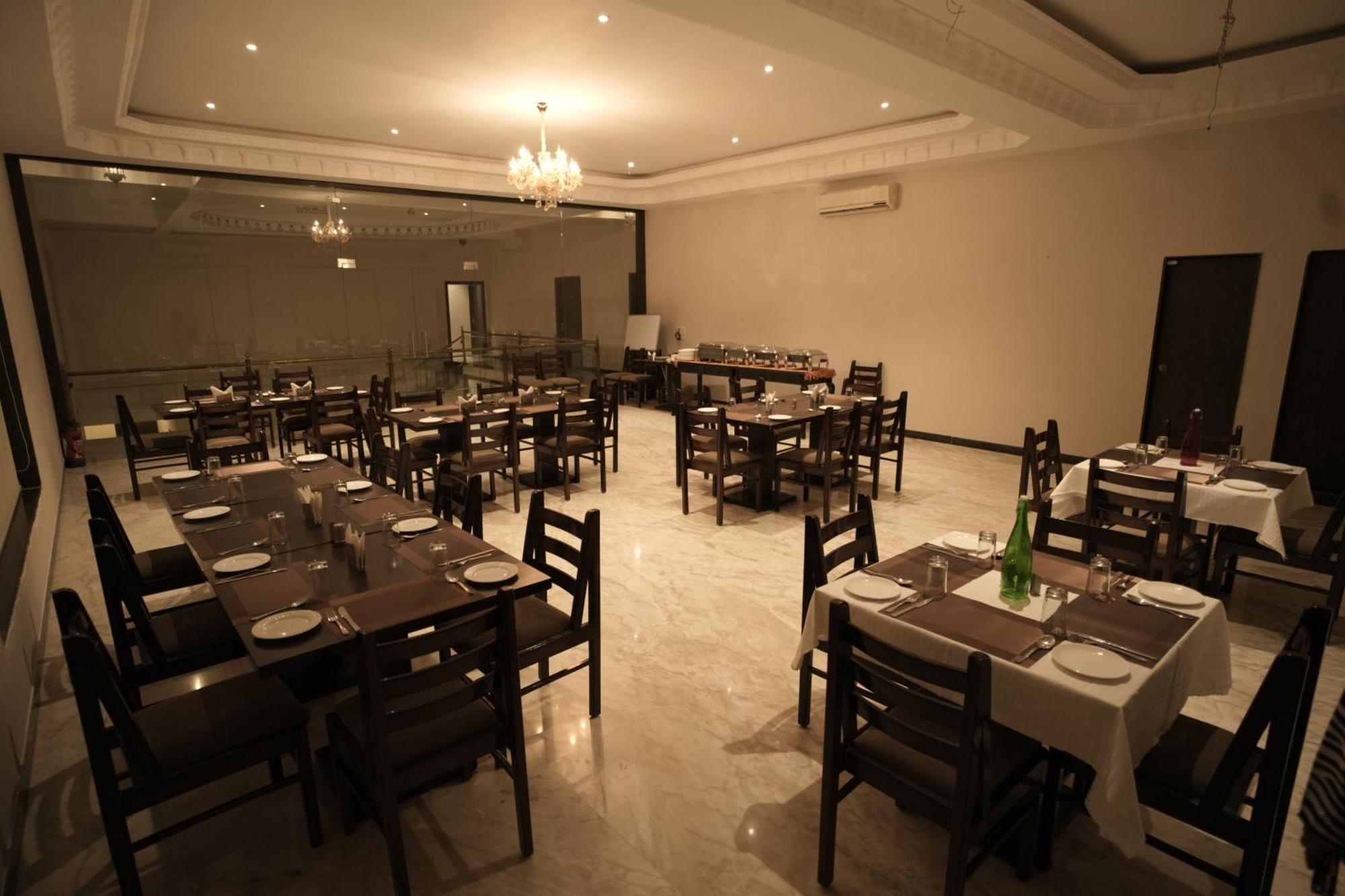 Surya Uday Villa Udaipur Buitenkant foto
